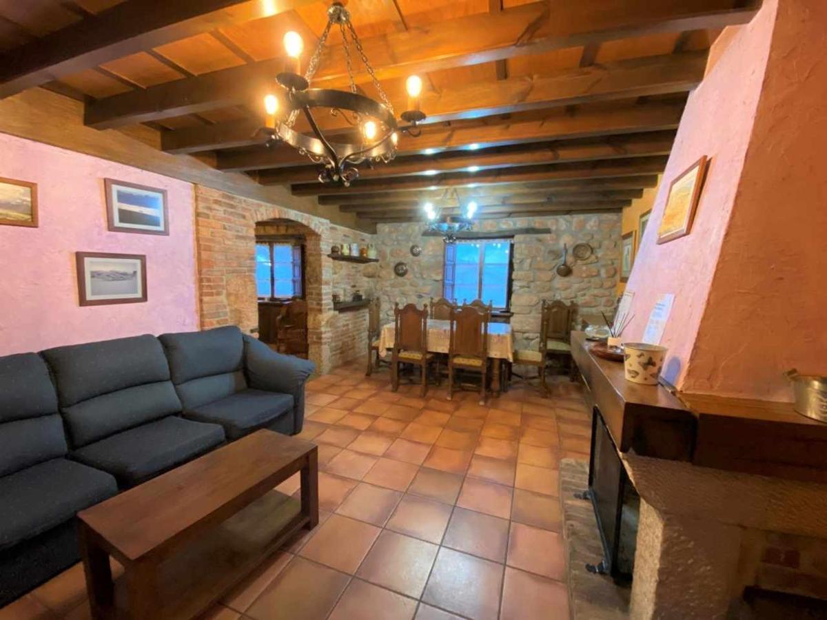 Vivienda Vacacional La Vara Arriondas Εξωτερικό φωτογραφία